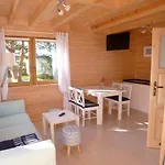 Cztery Pory Roku Parque de vacaciones Trzęsacz