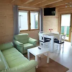 Cztery Pory Roku Parque de vacaciones Trzęsacz