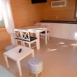 Cztery Pory Roku Parque de vacaciones Trzęsacz